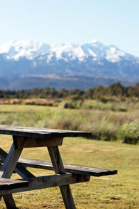 Picnic table and bench mountain view in the tongariro national park new zealand