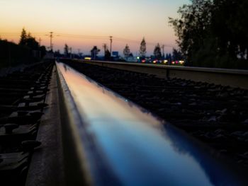 Surface level of railroad tracks