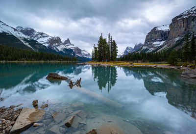 Spirit island, maligne lake