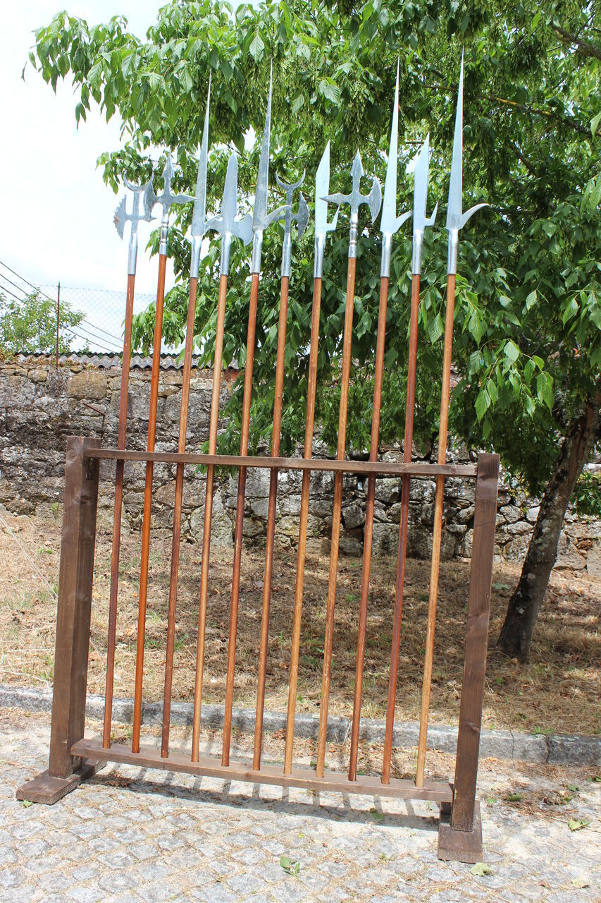 METAL FENCE ON FIELD