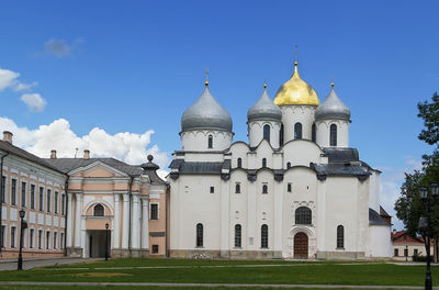 View of cathedral against sky