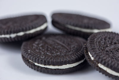 Chocolate cookies are easy snacks.