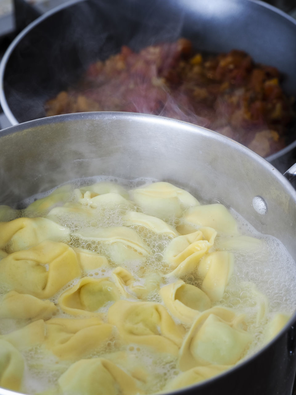 CLOSE-UP OF CHOPPED MEAT IN KITCHEN