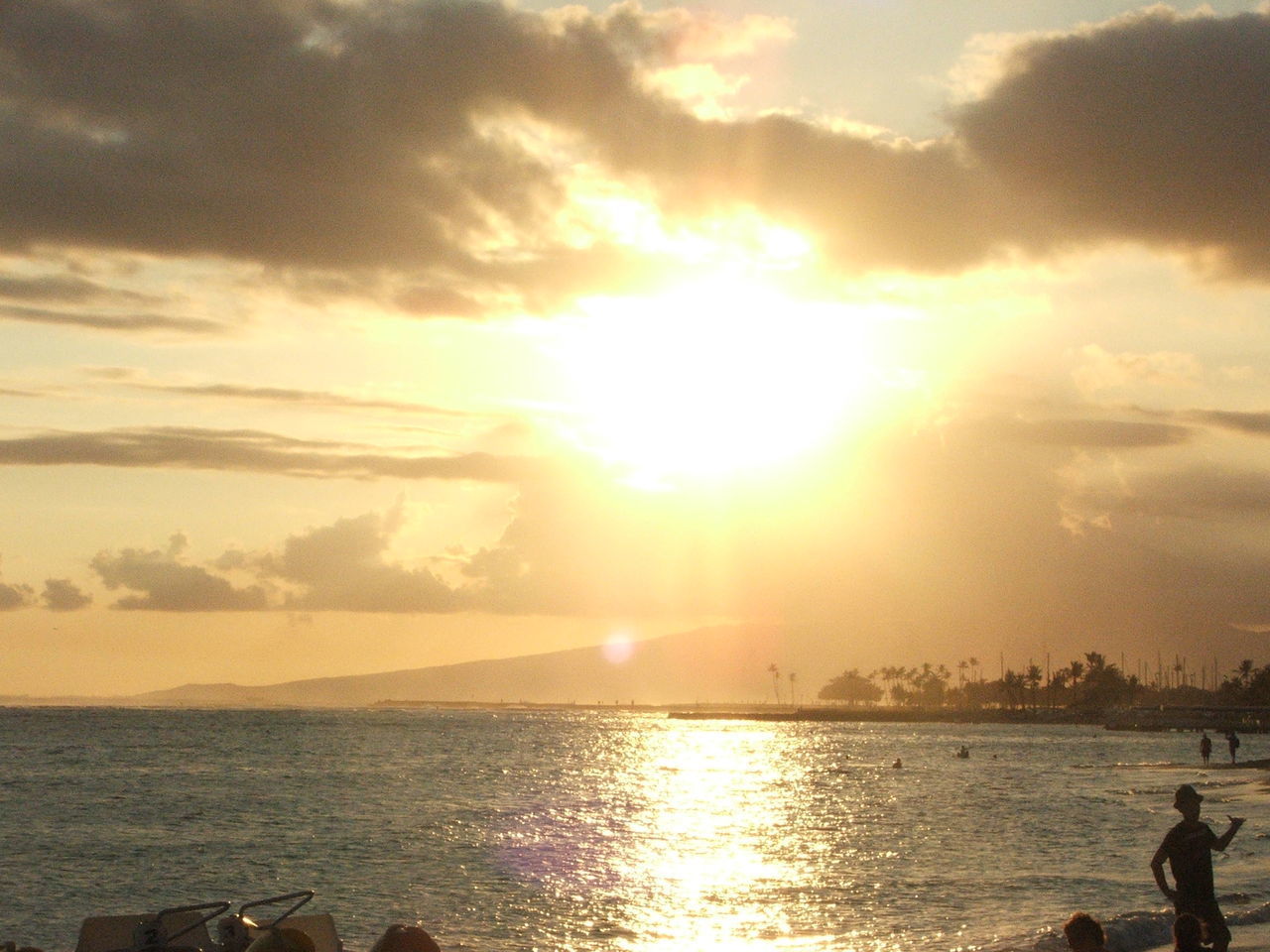 SCENIC VIEW OF SUNSET OVER SEA