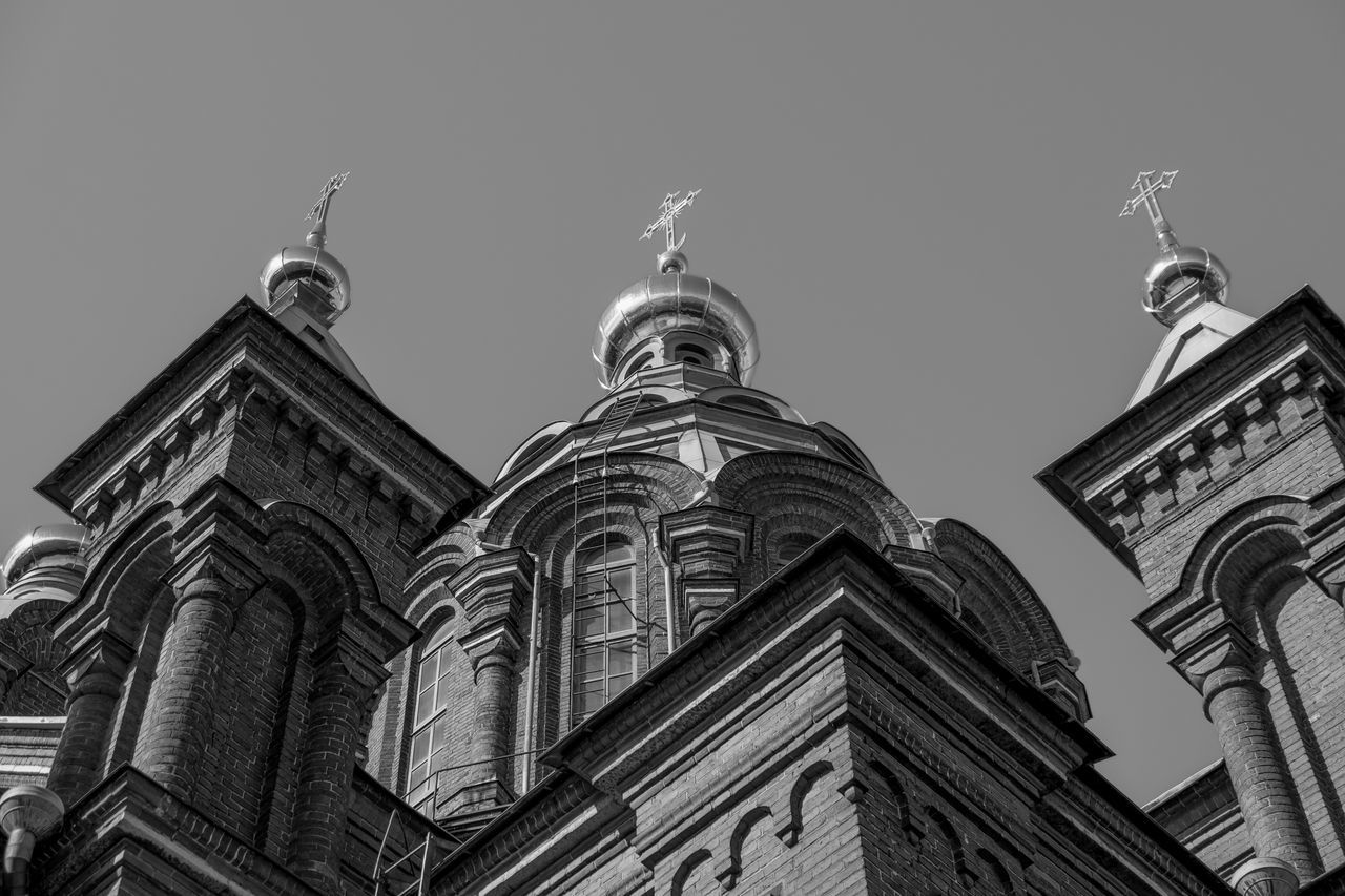 architecture, black and white, built structure, building exterior, low angle view, monochrome, place of worship, religion, monochrome photography, sky, belief, building, travel destinations, spirituality, no people, the past, history, landmark, clear sky, nature, worship, black, spire, tower, city, dome, travel, catholicism, outdoors, tourism, day