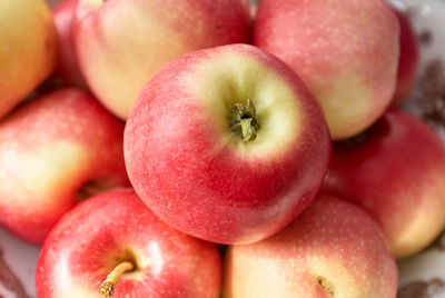 Full frame shot of apples