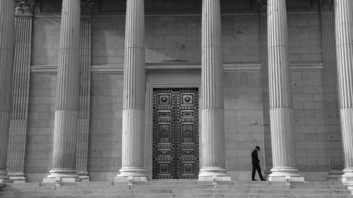 Columns in building