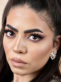 eyebrow