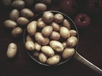Close-up of fruits in bowl on table