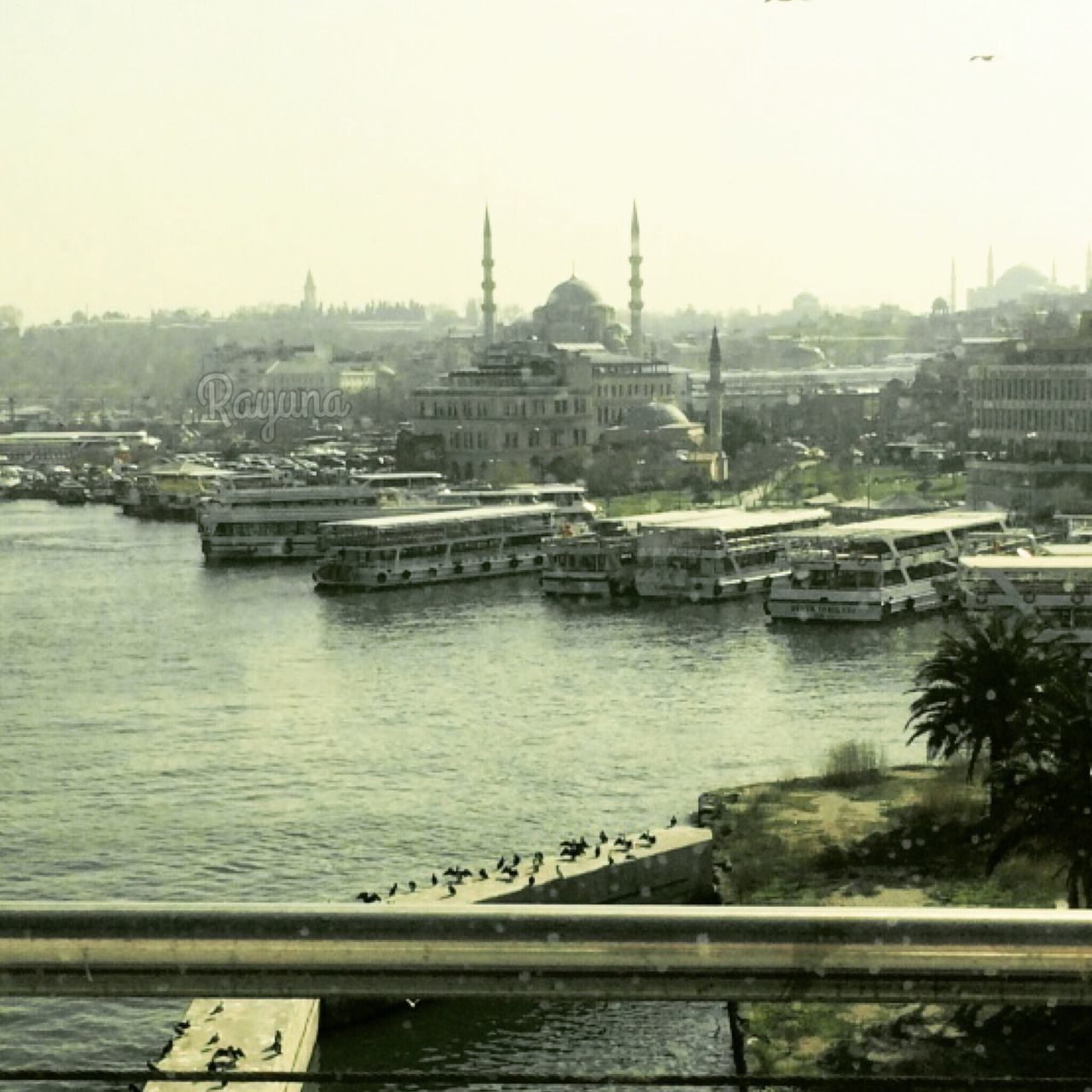 transportation, nautical vessel, mode of transport, built structure, water, architecture, building exterior, moored, boat, clear sky, river, harbor, city, copy space, sky, outdoors, day, waterfront, no people, sea