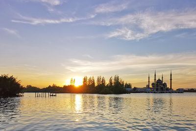 Sunset at kristal mosque