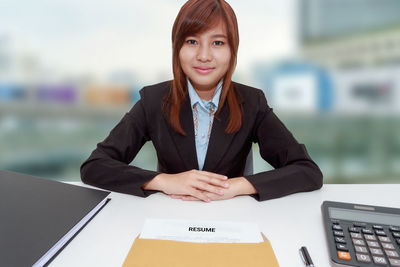 Portrait of a smiling young woman