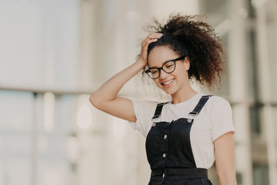 Portrait of a smiling young woman