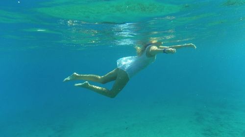 Full length of woman in water