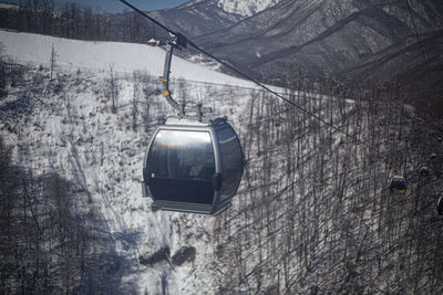 Overhead cable car in winter