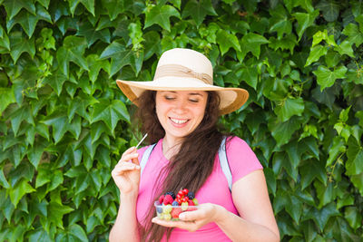 Portrait of a smiling young woman