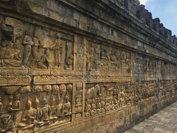 Statue of historic temple