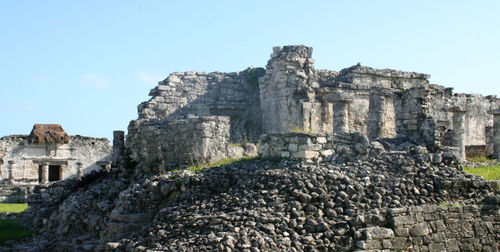 Old ruin building against sky