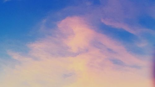 Low angle view of cloudy sky