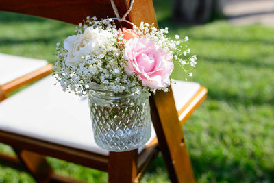 Close-up of rose bouquet on table