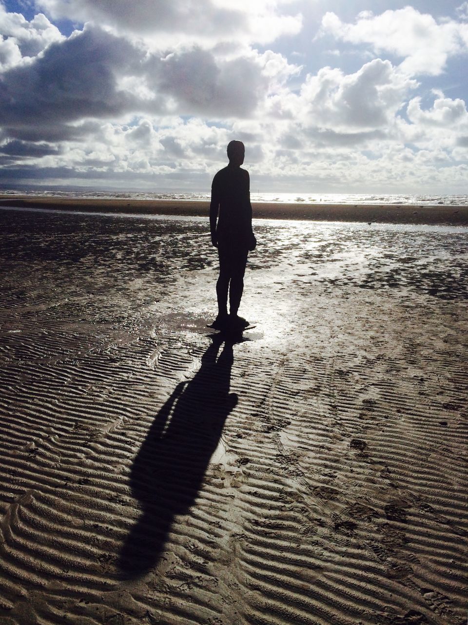 sea, water, sky, beach, tranquil scene, tranquility, rear view, horizon over water, full length, scenics, sand, standing, shore, beauty in nature, lifestyles, leisure activity, nature, cloud - sky