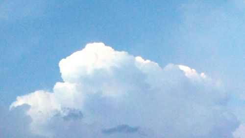 Low angle view of cloudy sky