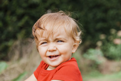 Portrait of smiling girl