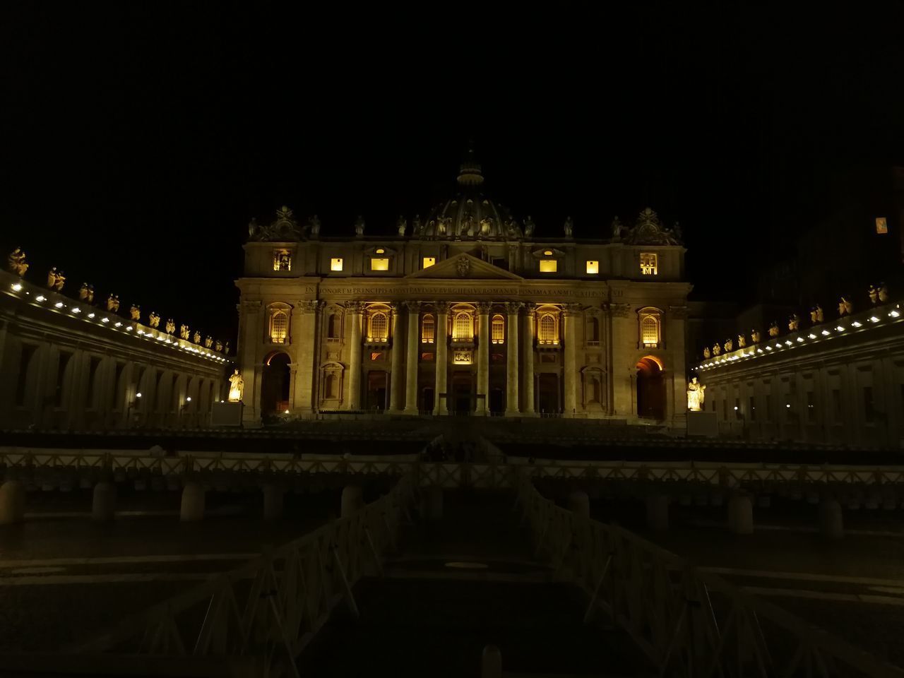 BUILDING AT NIGHT