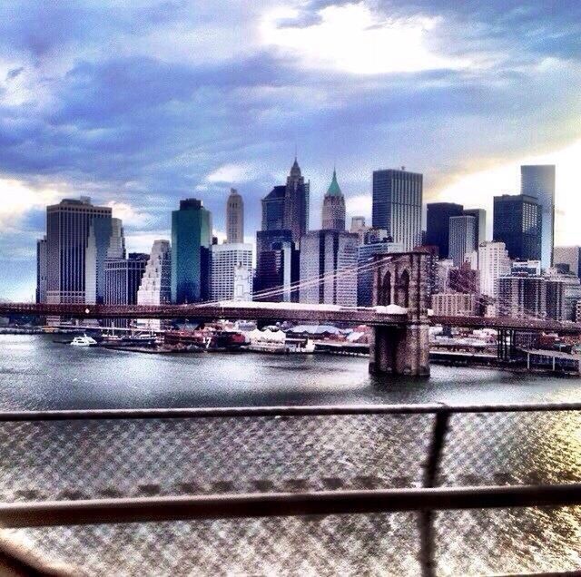 Manhattan bridge