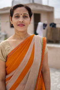 Portrait of a smiling young woman