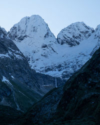 Sabre peak at sunset, fiorland 