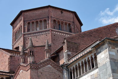 Detail of the octagonal tower of piacenza cathedral, italy