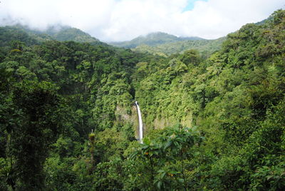 La fortuna waterfall