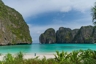 Stuningly beautiful seascape of  maya bay on phi phi leh island, thailand08