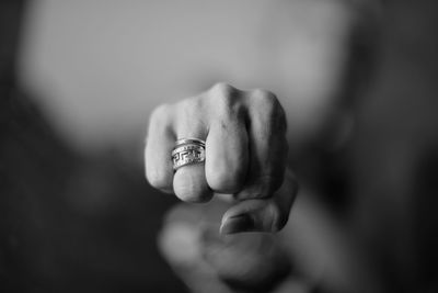 Close up of holding leaf