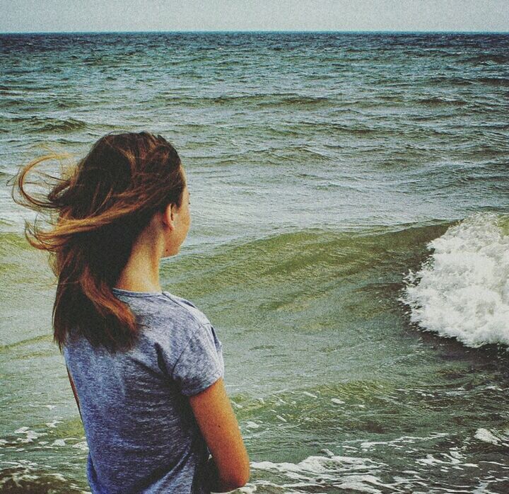 sea, water, wave, nature, real people, day, one person, horizon over water, beauty in nature, standing, beach, outdoors, scenics, young adult, people