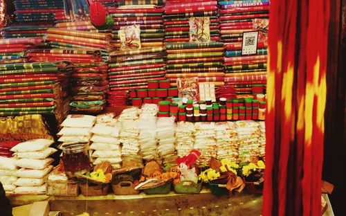 Multi colored flower for sale in market