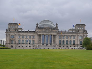 View of the reichstag in berlin.