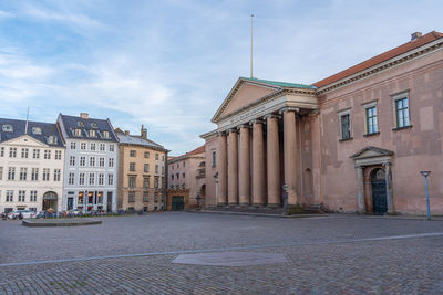 Buildings in city