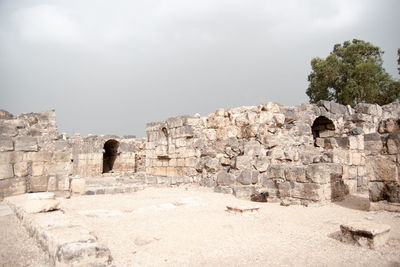 Old ruin building against sky