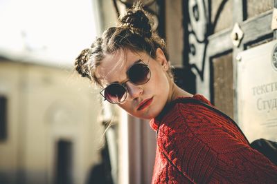 Portrait of woman wearing sunglasses