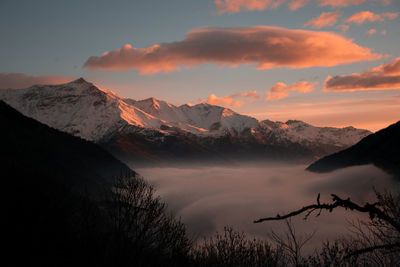 An early morning in the italian alps 