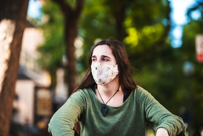 Portrait of teenage girl