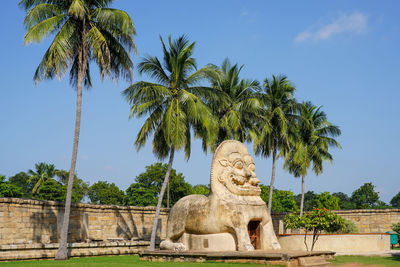Statue against clear sky