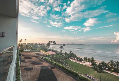 Panoramic view of bay against sky