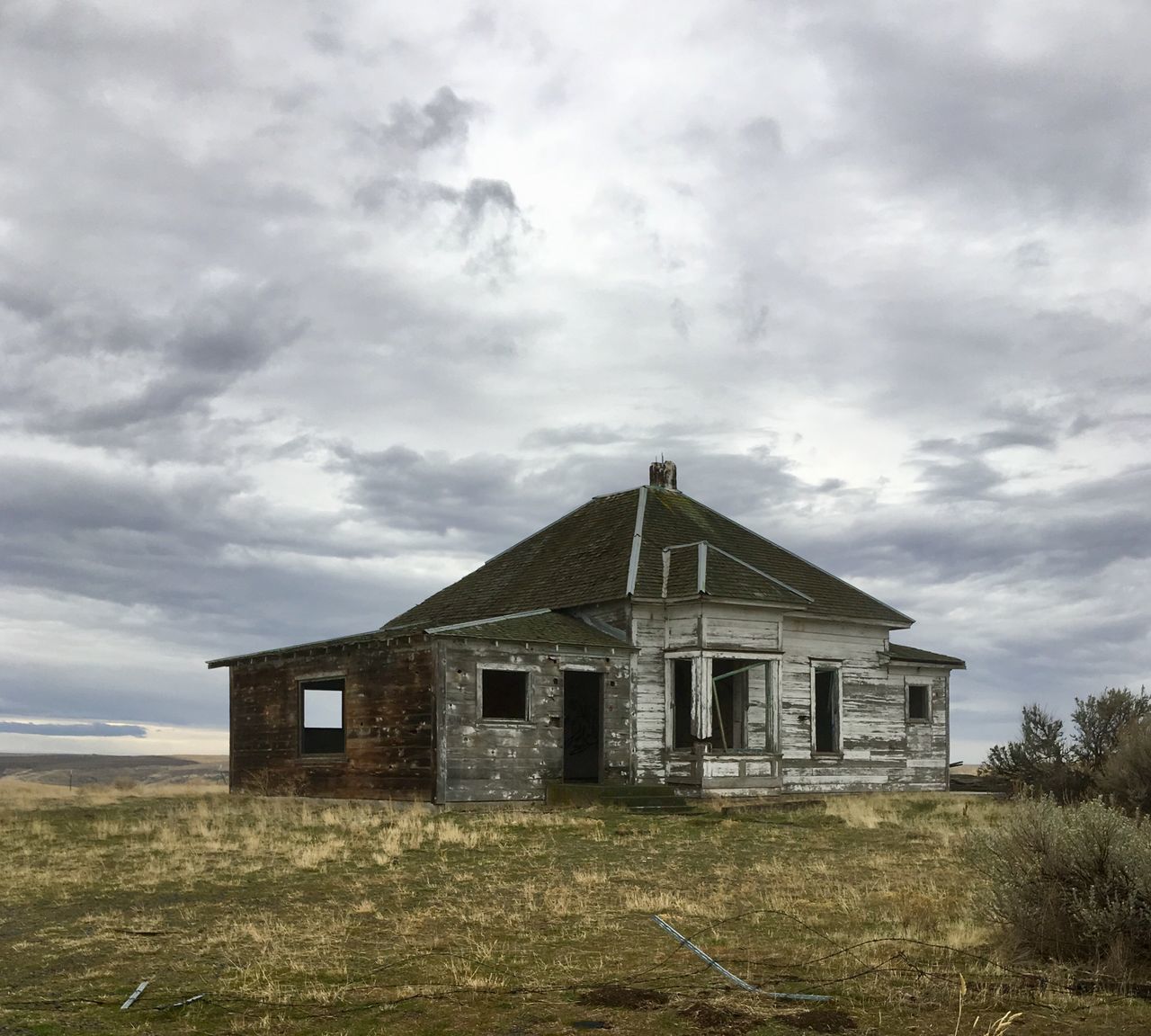 cloud - sky, built structure, architecture, building exterior, building, abandoned, sky, house, land, field, run-down, grass, plant, nature, old, no people, day, decline, agricultural building, deterioration, outdoors, ruined