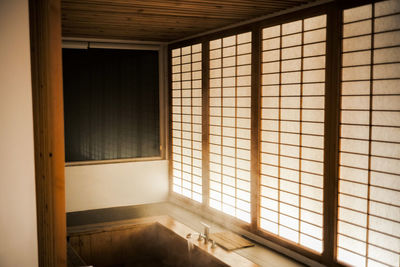 Japanese style bathtub