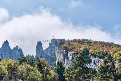  crimea. ai petri plateau. suspension bridge between mountain battlements for extreme entertainment.