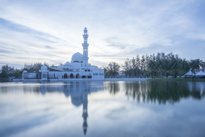 Reflection of building in lake