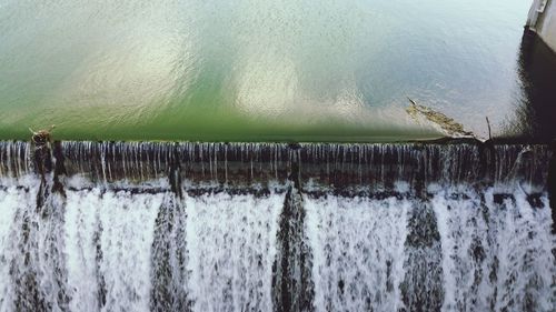 Waves splashing in water